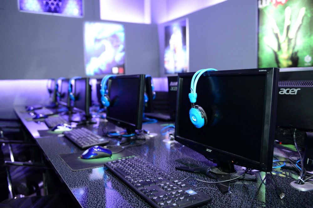 İnternet kafeler, yaşam kültürü, Kült Alışkanlıklardan